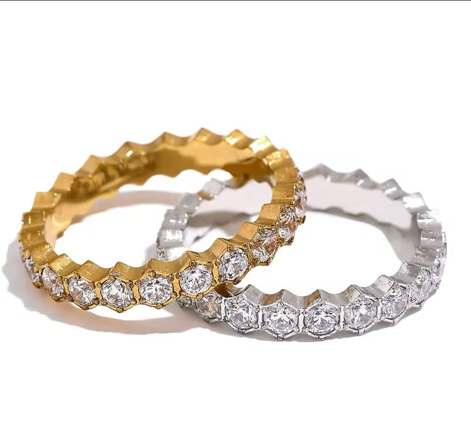 Navona Ring