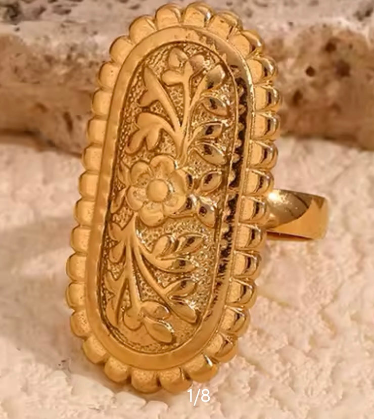 Fiora Ring