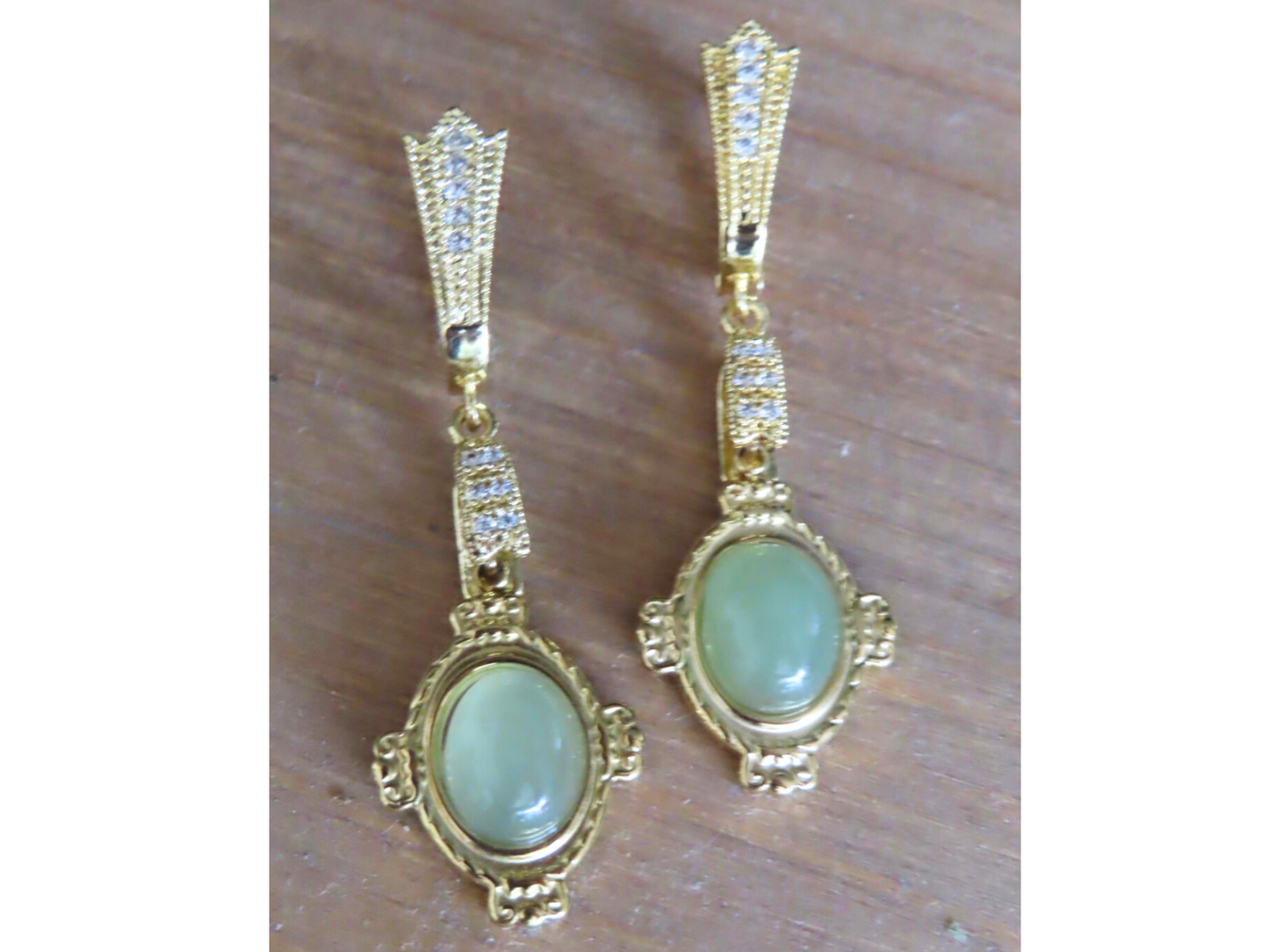 JAYNE Earrings (Jade or Turquoise Stone)